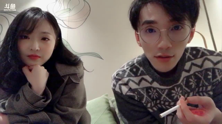 【2020-12-21 21点场】狼腾小房鸭：谢邀 人在广州 卡成憨批