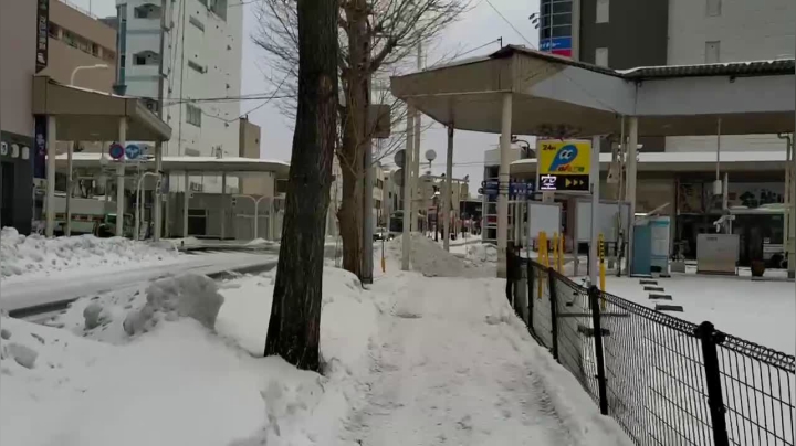 【2020-12-26 07点场】西贝2018：日本青森圣诞滑雪之旅第四天小火车逛街拍照