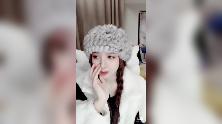 【2020-12-26 22点场】伊娃大姐姐：荣耀王冠超级欧～！