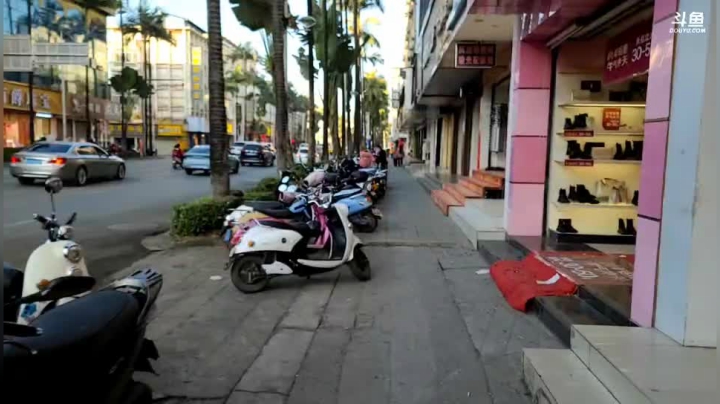 【2020-12-27 17点场】叶子户外：《纪实直播》德宏到西双版纳，芒市