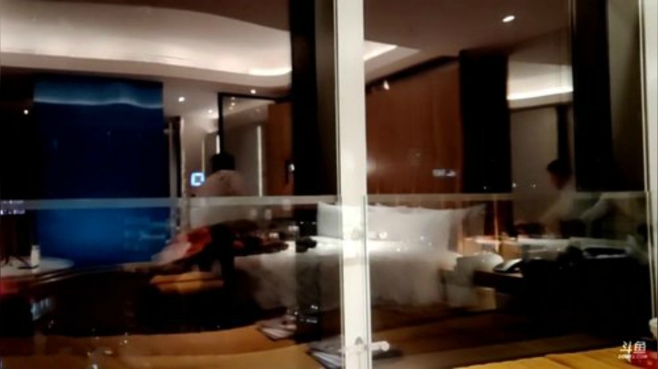 我在斗鱼看JSA丶北京小王哥直播户外