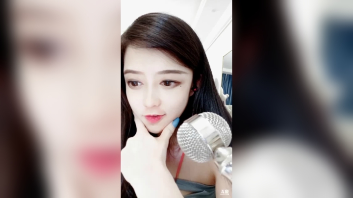 【2020-12-28 06点场】杨怡是个小仙女：杨怡吃饭去了～6点播