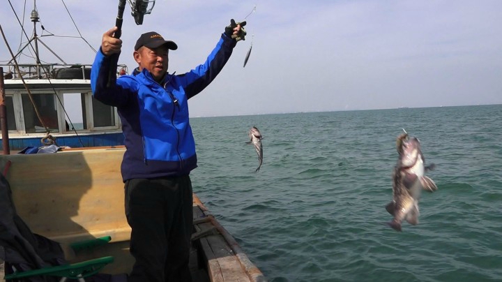 《游钓中国4》第43集 金沙滩海钓行 碧波浩渺寻觅时令海鱼