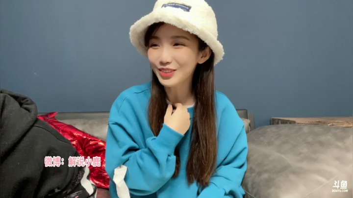 【2020-12-25 18点场】是小鹿哇：出院啦，和英凯在北京出差
