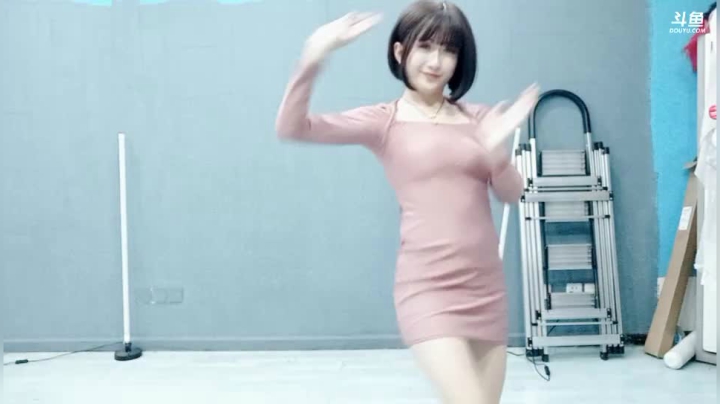 【哈尼九 舞蹈】December-28 00:22