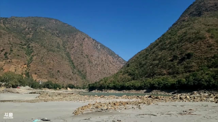 【2020-12-29 12点场】叶子户外：《纪实直播》德宏到西双版纳，翁丁