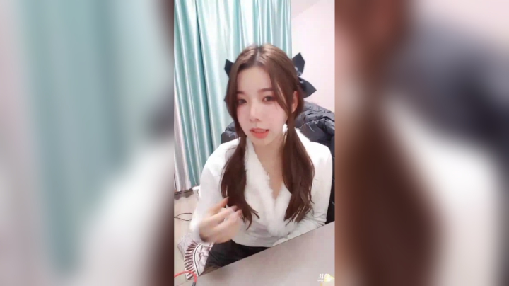 【2020-12-30 20点场】丽亚celiahunne：小姨子：祝大家天天快乐