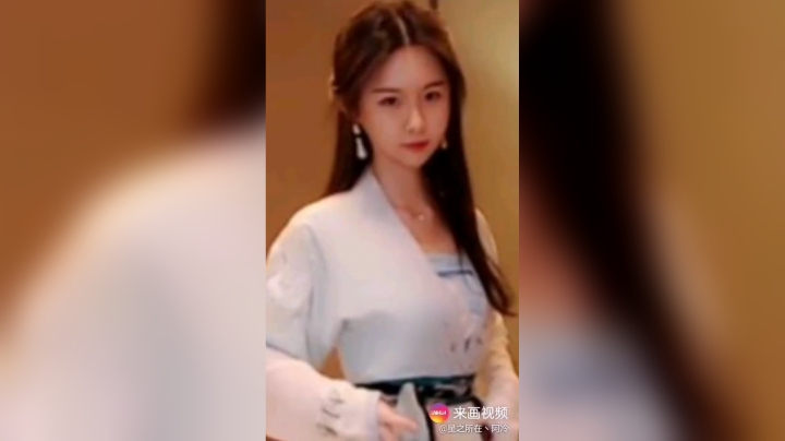 #许下2021心愿# 我的心愿是冷酱能在直播间穿一次汉服