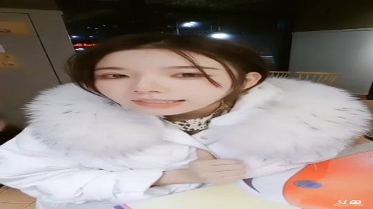 【2021-01-01 19点场】丽亚celiahunne：小姨子：大家新年快乐