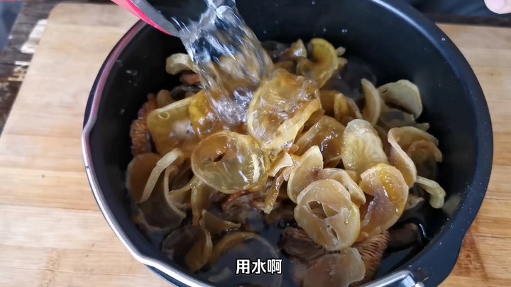 东北干菜永远滴神 小鸡炖榛蘑