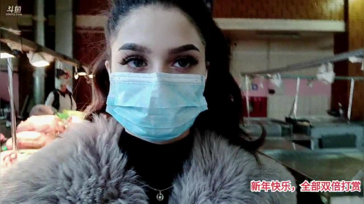 【2021-01-06 16点场】俄罗斯异国风情：带着模特美女，到哪里都有排面。