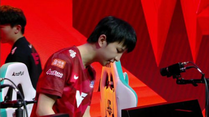 【英雄联盟】英雄联盟赛事的精彩时刻 20210110 18点场