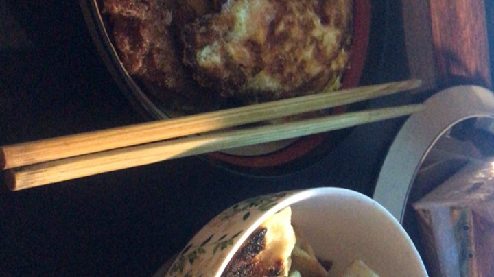 踢踢球