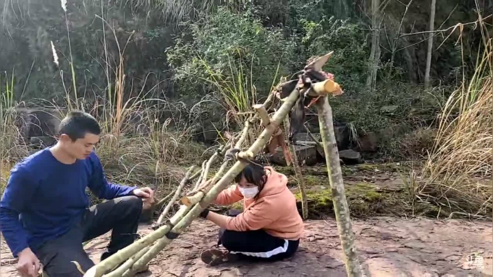 我在斗鱼看川味箩卜直播户外
