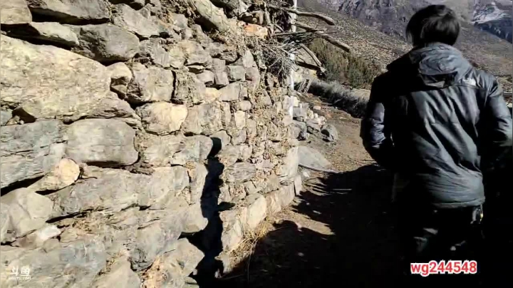 【2021-01-17 10点场】叶子户外：太卡了下了，早上9点播