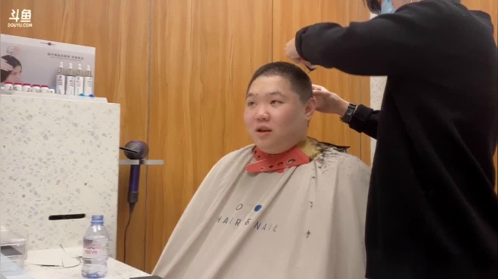 蛇怪金蛇缠手