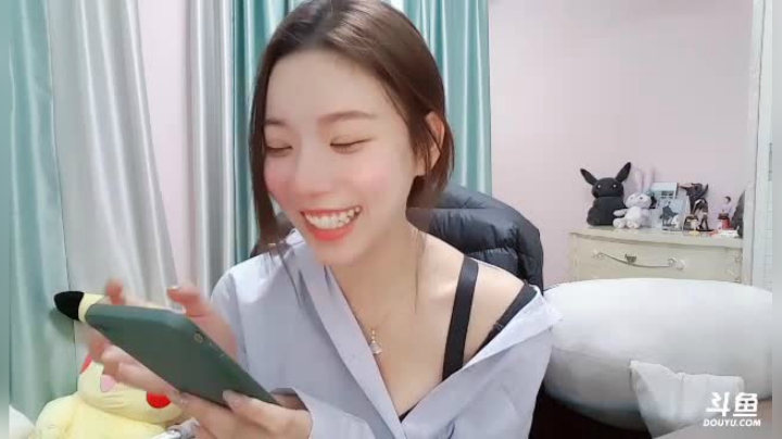 【2021-01-24 19点场】丽亚celiahunne：小姨子：周末快乐