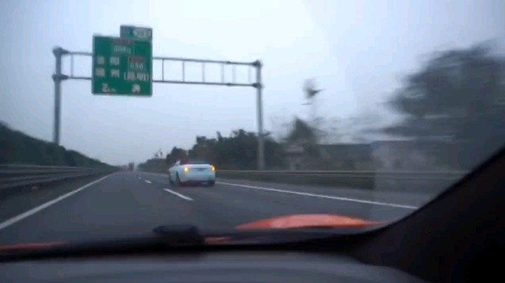 居然是逗猫发布了一个斗鱼视频2021-01-25