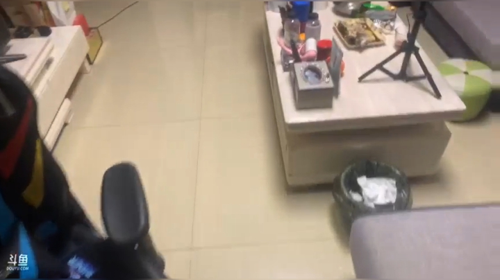 【2021-01-25 21点场】Npccccccccccccc：金色传说的直播间