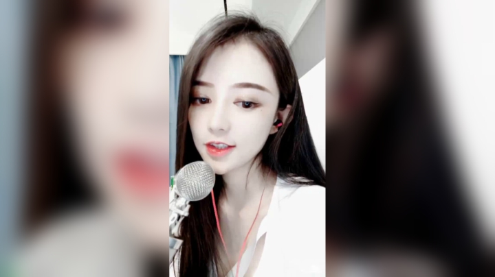 【2021-01-29 02点场】杨怡是个小仙女：你的存在就是一切美好使然。