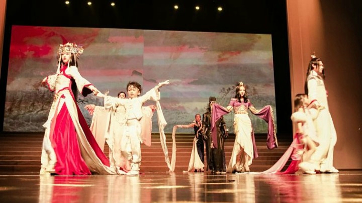 剑侠情缘20周年现场节目之剑网3《锦绣华裳》