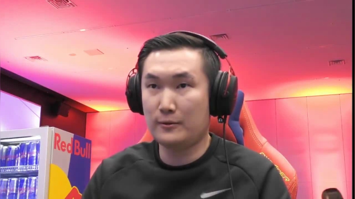 街霸5：这才是朱莉的完全体，棒豪将其发挥到极致