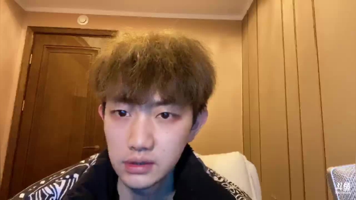 【2021-02-02 18点场】弹头很酷zshhh：新的一周开给个双倍亲密！ 6635385