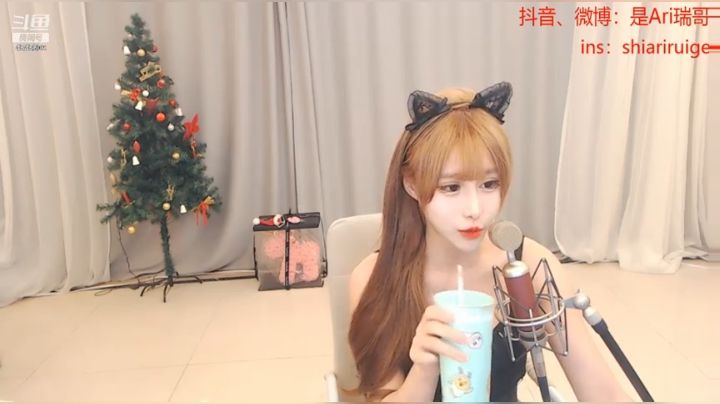 【2021-02-03 20点场】是Ari瑞哥：越努力越幸运 成都小姐姐