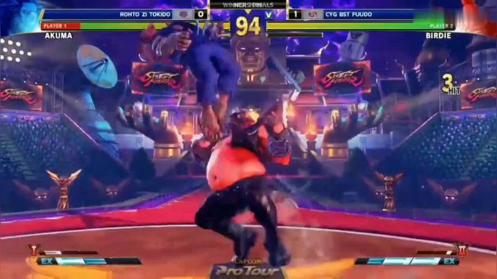 街霸5：博迪爆发力高不虚豪鬼，但是面对世界最强的也很无力