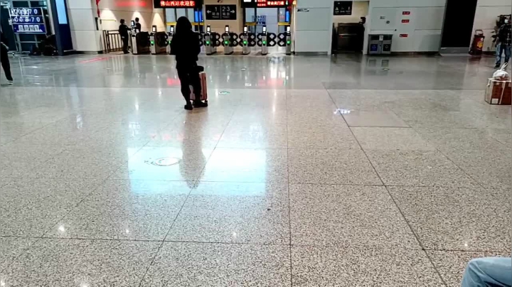 【 2021-02-04 14点场】灵魂厉害1279：在车站 准备回家