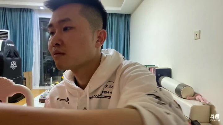 【2021-02-09 02点场】汉宫年鹏Enpi：【年鹏】今天冲豆豆
