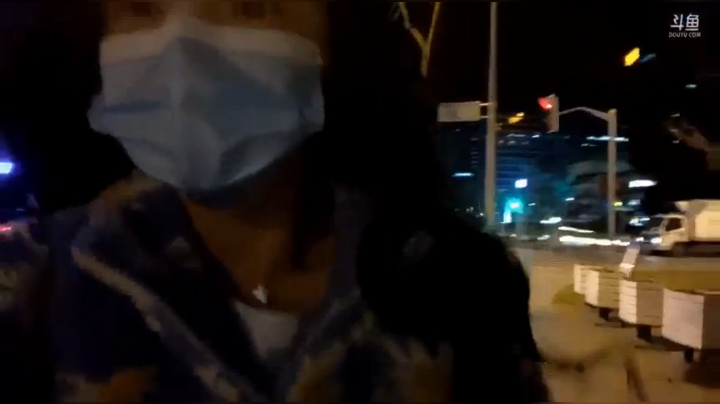 【2021-02-09 22点场】苏恩Olivia：苏恩：洗头中。。。