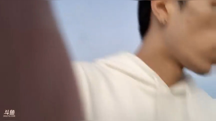 【2021-02-13 18点场】sViper丶阿灿：阿灿：新年快乐，家楞萌