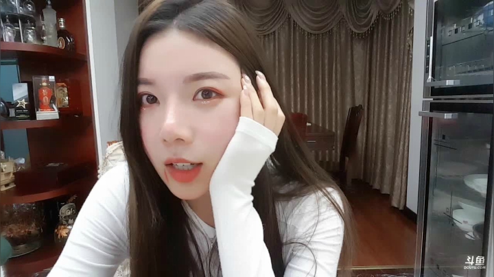 【2021-02-14 20点场】丽亚celiahunne：小姨子： 情人节快乐 希望你们在呀