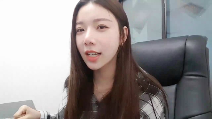 【2021-02-16 15点场】丽亚celiahunne：小姨子： 情人节快乐 希望你们在呀
