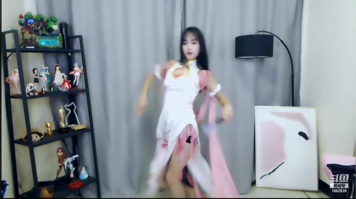 【哈尼九 舞蹈】02-07 22:01