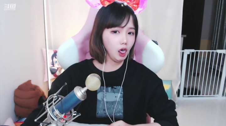 【2021-02-17 21点场】欣小菜：萌妹开心上大分！！