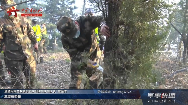 河南辉县发生森林火灾 解放军和武警官兵火速前往救援