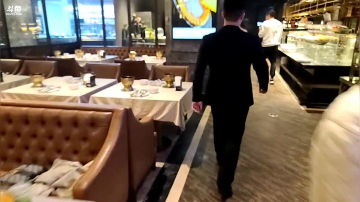 【2021-02-23 18点场】叶子户外：去接驾大主播