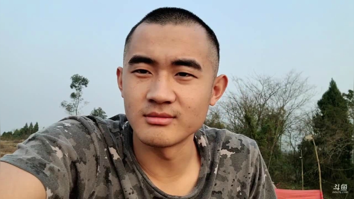 凑合