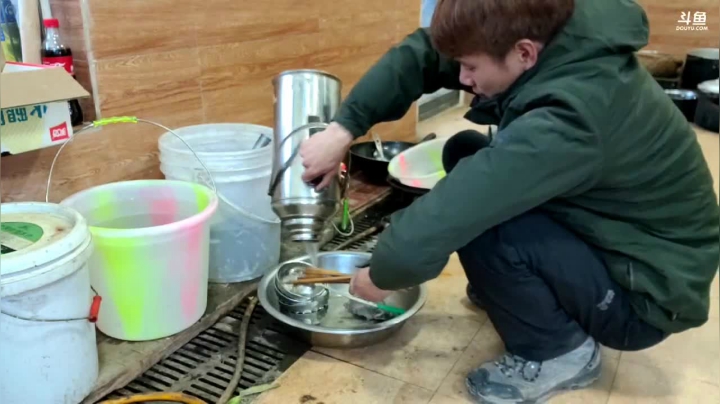 【2021-02-25 18点场】叶子户外：和大主播登顶四姑娘山