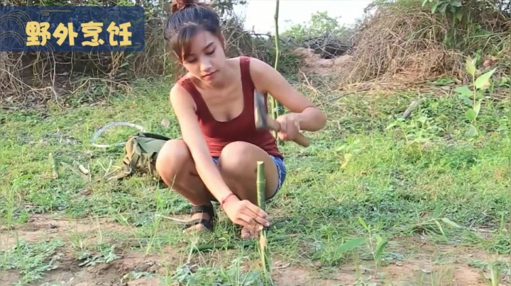 《姐妹花儿野外美食》61_泰国的美女全球闻名，这项技能却鲜为人知，让人眼前一亮