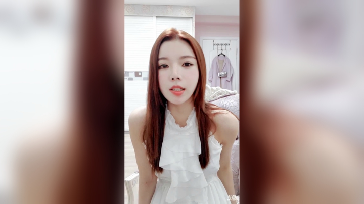 【2021-03-05 16点场】丽亚celiahunne：小姨子： 天天快乐