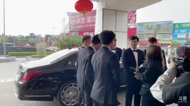 【2021-02-24 09点场】无聊透顶的Fan：你结婚了吗