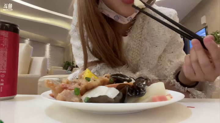 【2021-03-06 17点场】GTR乖婷儿：【乖婷儿】来了来了~