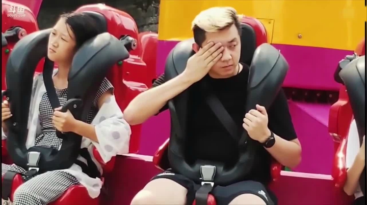 我在斗鱼看小鱼小鱼吃虾米直播户外