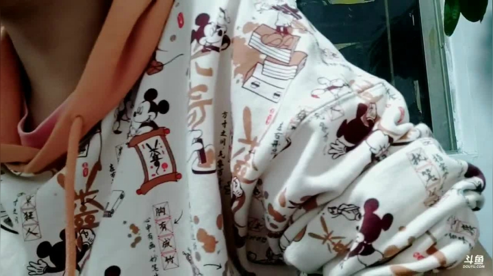 【2021-03-10 20点场】无聊透顶的周扒皮：深圳华强北见朋友6881241