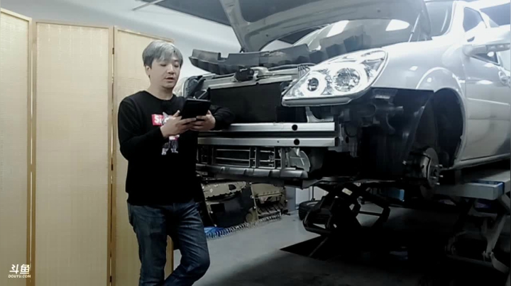【2021-03-11 16点场】大飙车：直播拆解别克GL8