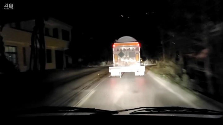 【2021-03-13 20点场】叶子户外：《纪实直播》新疆之旅→阿坝黄龙day5