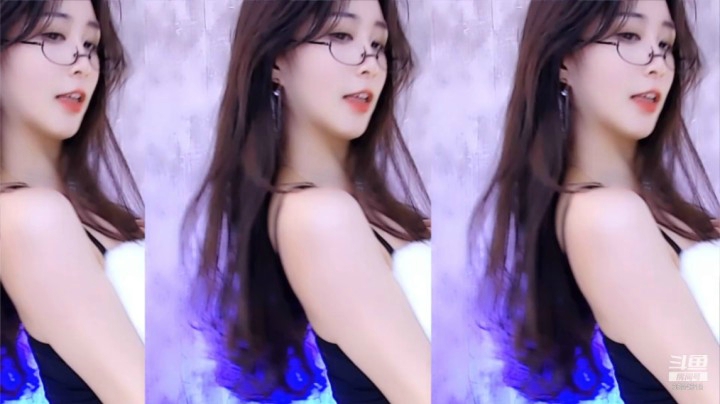 柒柒Bb-兄弟！我可以说唱吗？